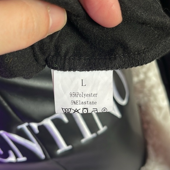 No name brand faux leather top with fuzzy winter lining on the inside black NWOT - Picture 6 of 8